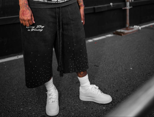 Long Shorts Black